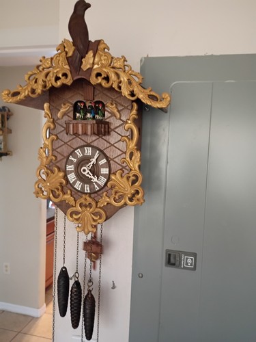 Large vintage royal cuckoo - vintage,